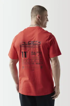 11 DEGREES Camiseta  FUTURE TECH BACK GRAPHIC T-SHIRT  color rojo