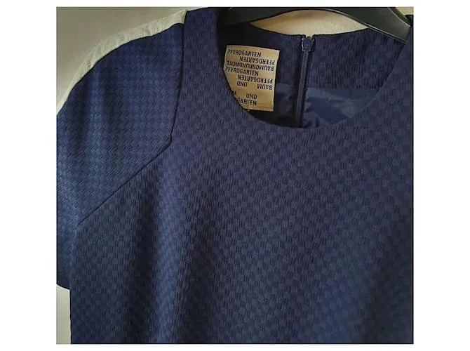 Baum und Pferdgarten Vestidos Azul 