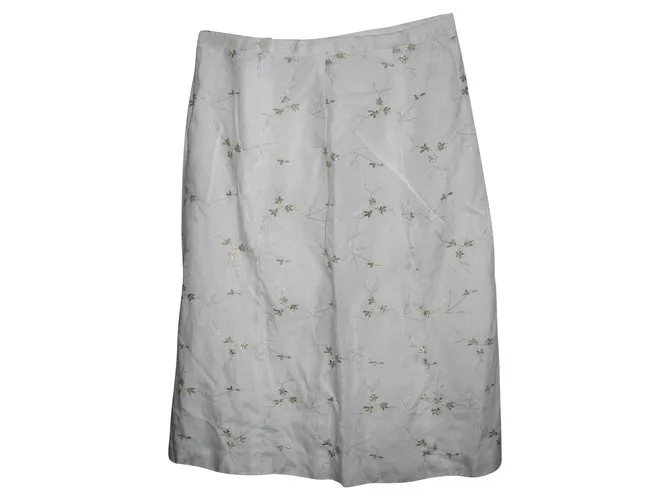 Escada Afueras Blanco Dorado 