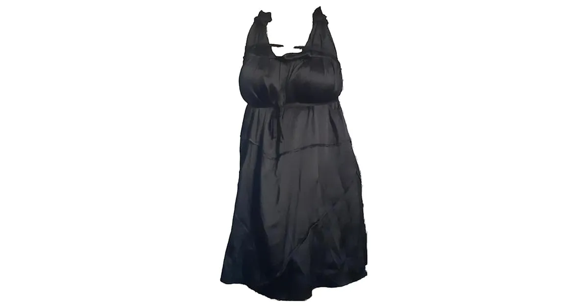 Miu Miu Estilo imperio Negro 